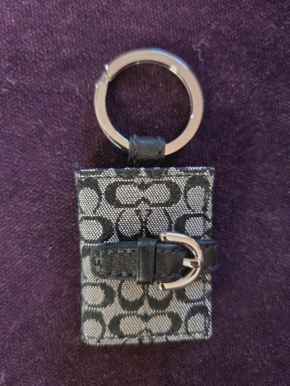 COACH black signature canvas photo keychain